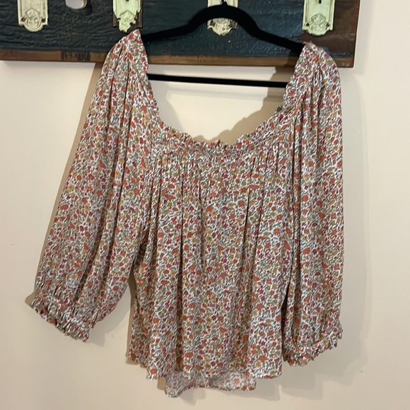 2/$30 Cynthia Rowley Floral Peasant Top Size Large - Picture 5 of 16